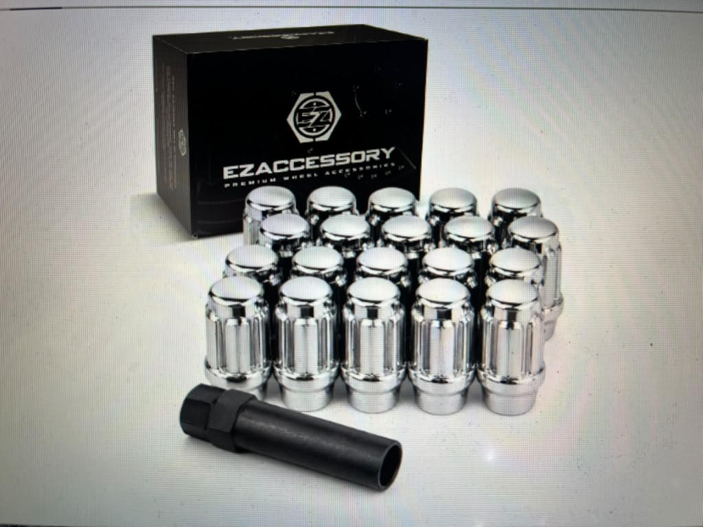 SET NEW LUG NUTS 12X1.5